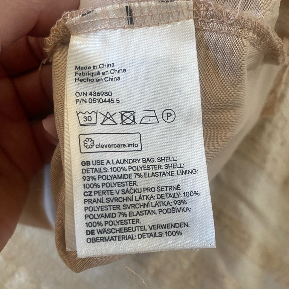 ✨Gorgeous H&M Scallop Hem Lacey Mini Dress, sz 2 - Picture 5 of 9